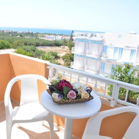 Sunny Rooms Hersonissos  Ngoại thất bức ảnh